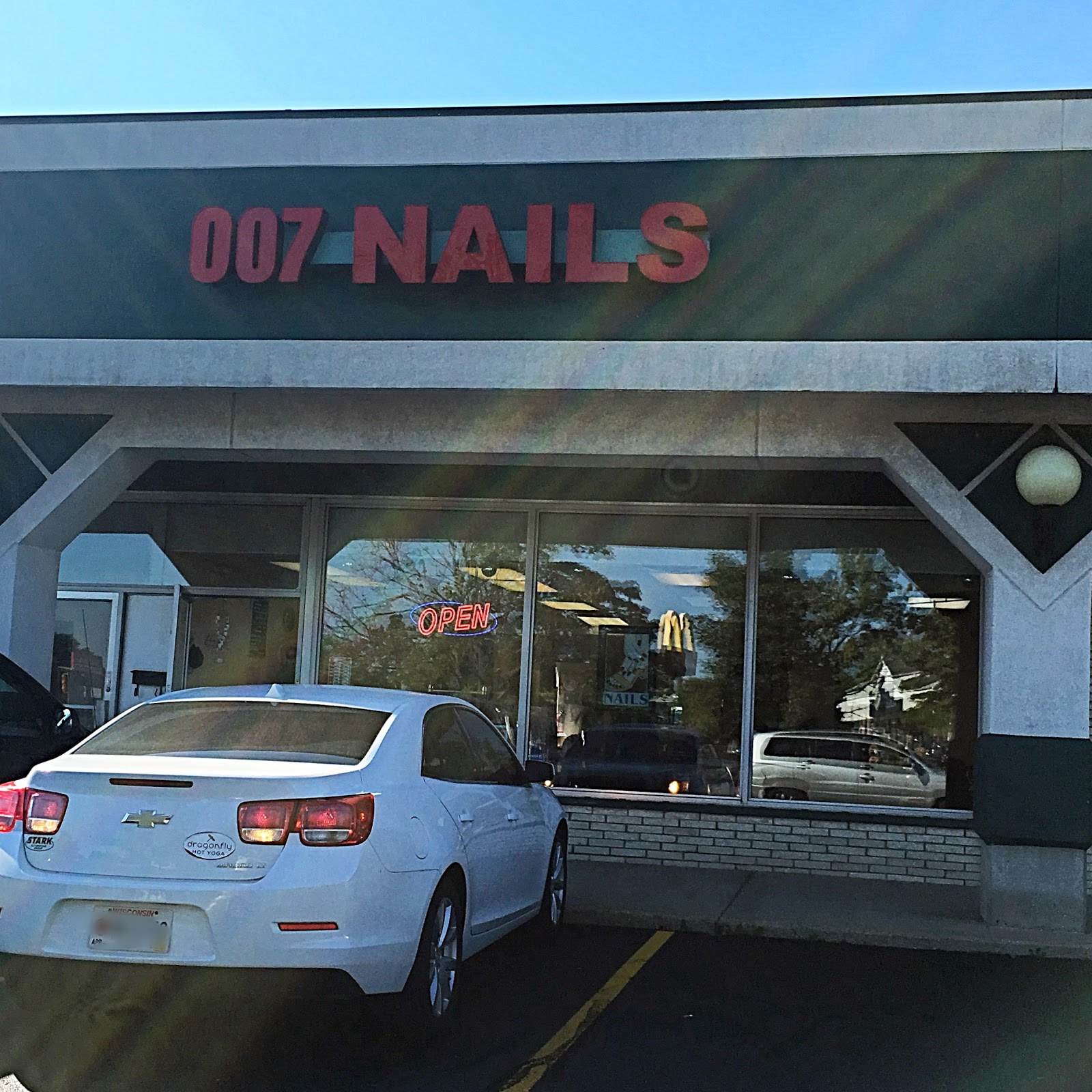 007 Nails, 1017 Emerald Terrace, Sun Prairie, Reviews and Appointments NailsNow